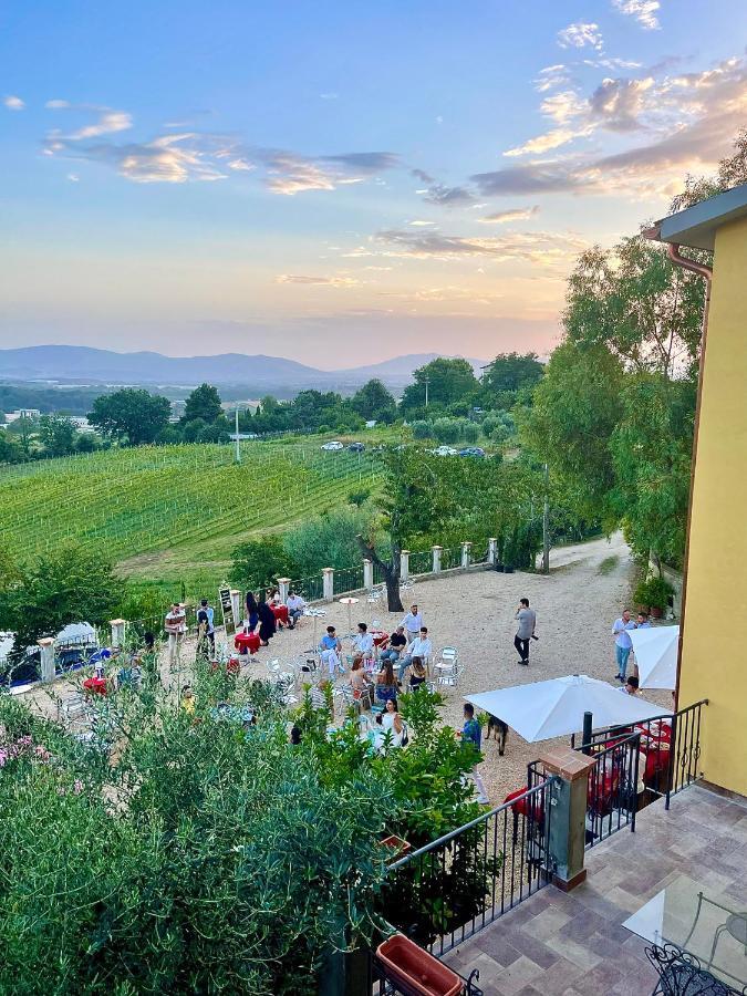Donna Vittori - Borgo Agricolo Aparthotel Paliano Bagian luar foto