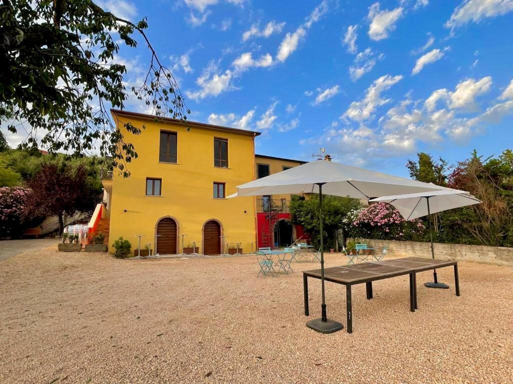 Donna Vittori - Borgo Agricolo Aparthotel Paliano Bagian luar foto