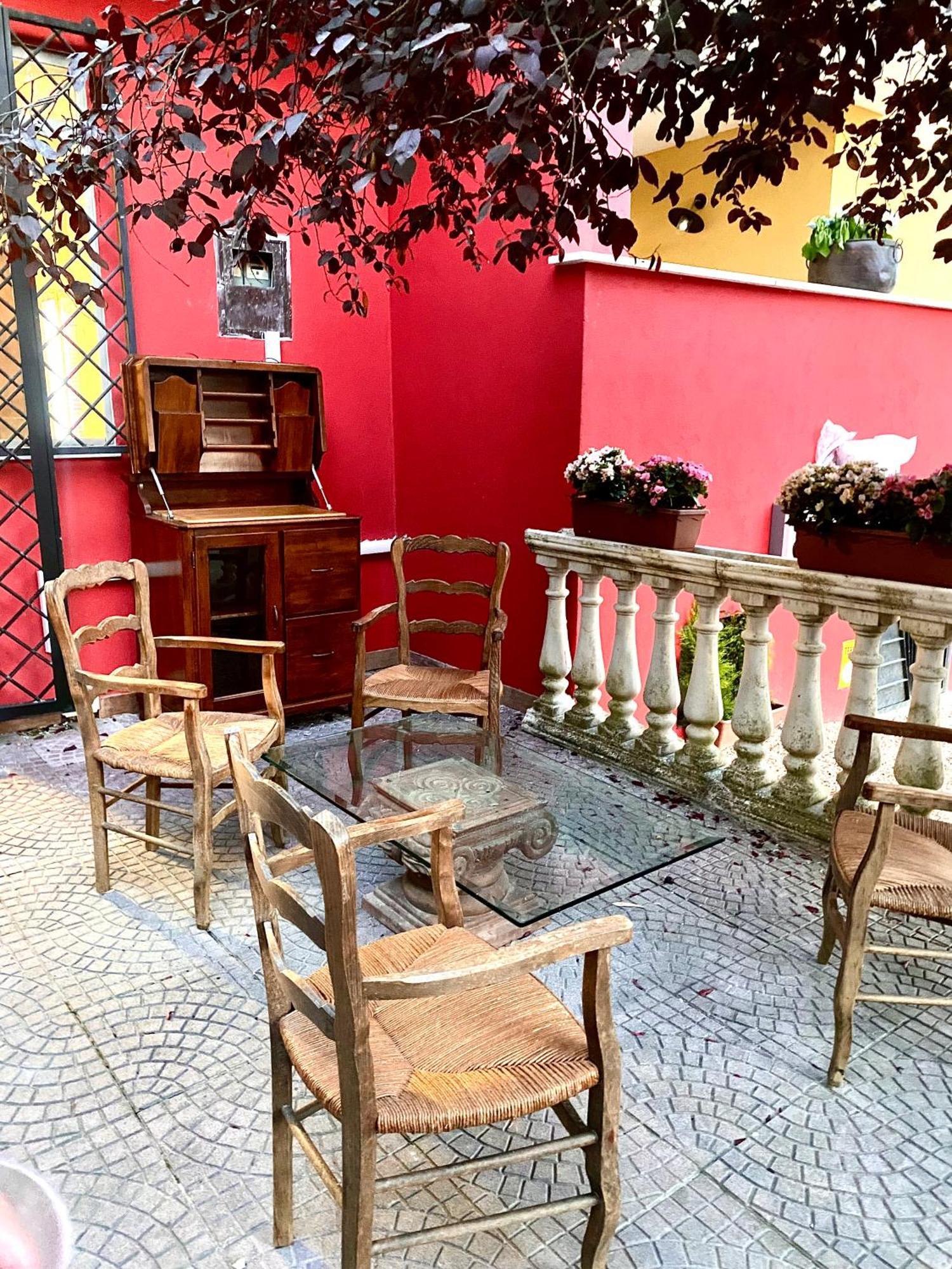Donna Vittori - Borgo Agricolo Aparthotel Paliano Bagian luar foto